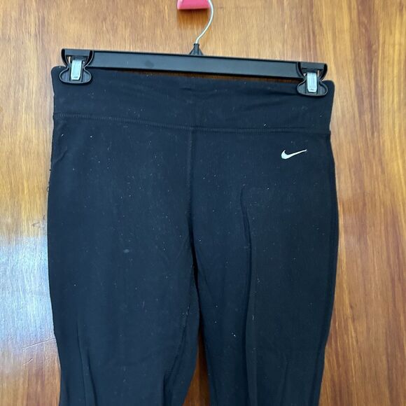 Nike Leggings Dri Fit Black Workout Cropped Capri Activewear Stretch Size Medium - Picture 3 of 10